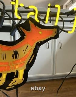 2002 Yellow Tail Wine Kangaroo Neon Style Store Display Sign Works