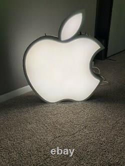 Apple Logo dealer sign Lights Up