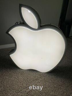 Apple Logo dealer sign Lights Up