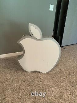 Apple Logo dealer sign Lights Up