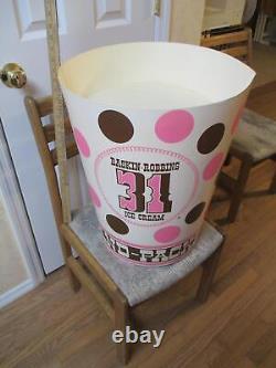 Baskin Robbins ice cream 1970s HAND PACKED CARTON 3D mobile store display sign