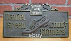 DANIEL GREEN COMFY SLIPPERS Old Store Display Advertising Sign HIGHTON BRONZE NY