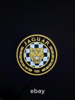 Jaguar Lightbox Illuminated LED Store Display Sign 50 cm (19.7)