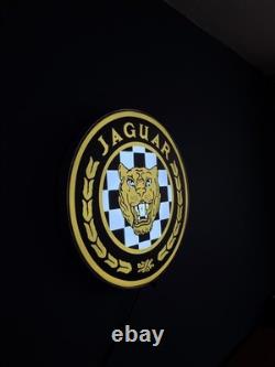 Jaguar Lightbox Illuminated LED Store Display Sign 50 cm (19.7)