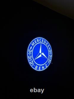 Mercedes-Benz Lightbox Illuminated LED Store Display Sign 50 cm (19.7)