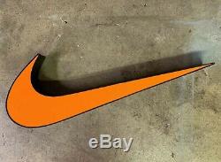 NIKE SWOOSH LIGHT UP DISPLAY 11 x 30 x 3.5