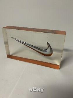 Nike Vintage Retro 90s Swoosh Display Resin Casting Rare Limited Retailers Only