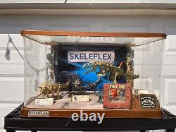 Skeleflex Dinosaur Alien Store Display Toy Dino Creature Construction Toys