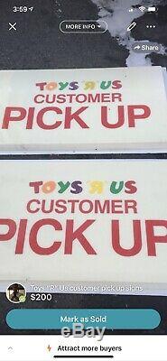 Toys R Us Customer Pick Up Building Sign