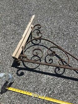 Vintage Cast Iron Metal Sign Bracket Flange Arrow Point Store Display corner