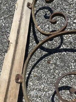 Vintage Cast Iron Metal Sign Bracket Flange Arrow Point Store Display corner