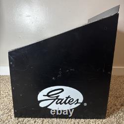 Vintage Gates Fuel Windshield Vacuum Lines Metal Cabinet Advertising Display