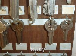 Vintage Taylor Foreign Import Car Keys Display Board Sign with444 Blanks Datsun VW