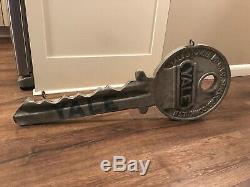 Yale 32 Big Metal Key Store Display Locksmith Sign Hanging Mount Stamford Conn